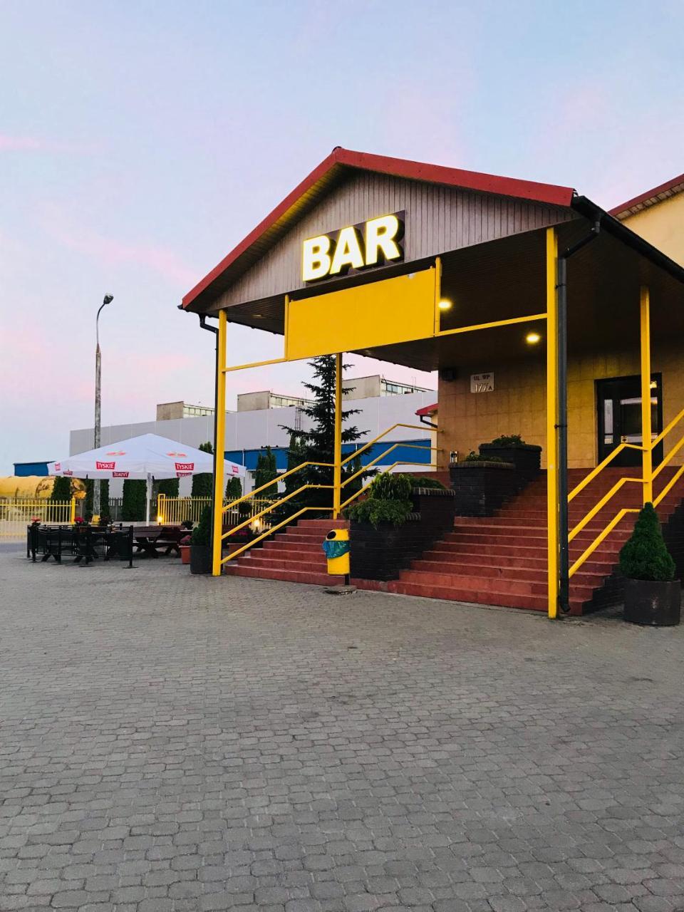 Zajazd Fadom Lomza Exterior photo